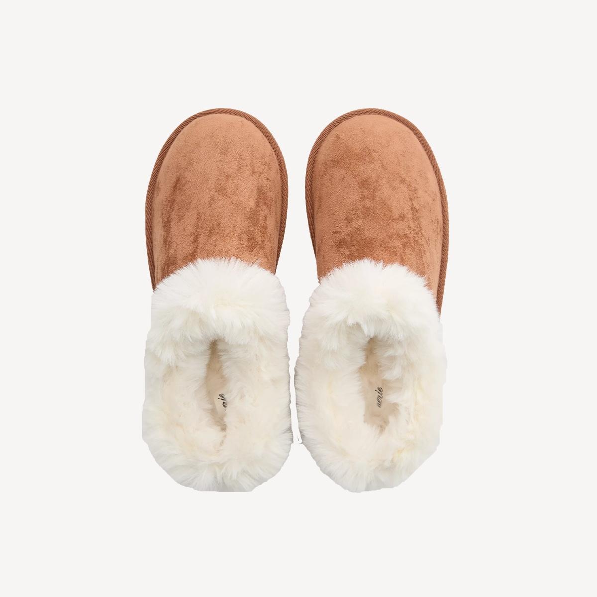 Aerie Fur Scruff Slippers