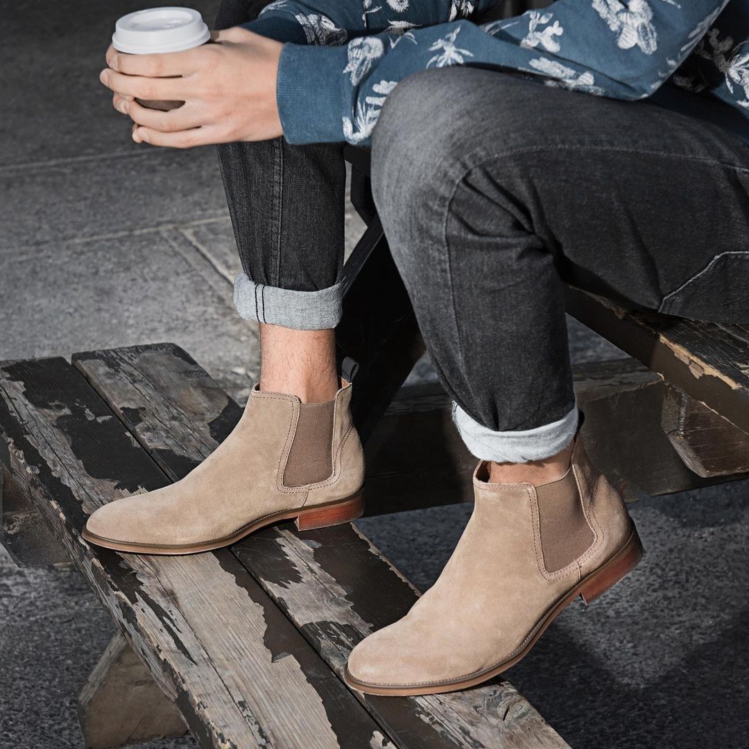 Light brown Chelsea boots