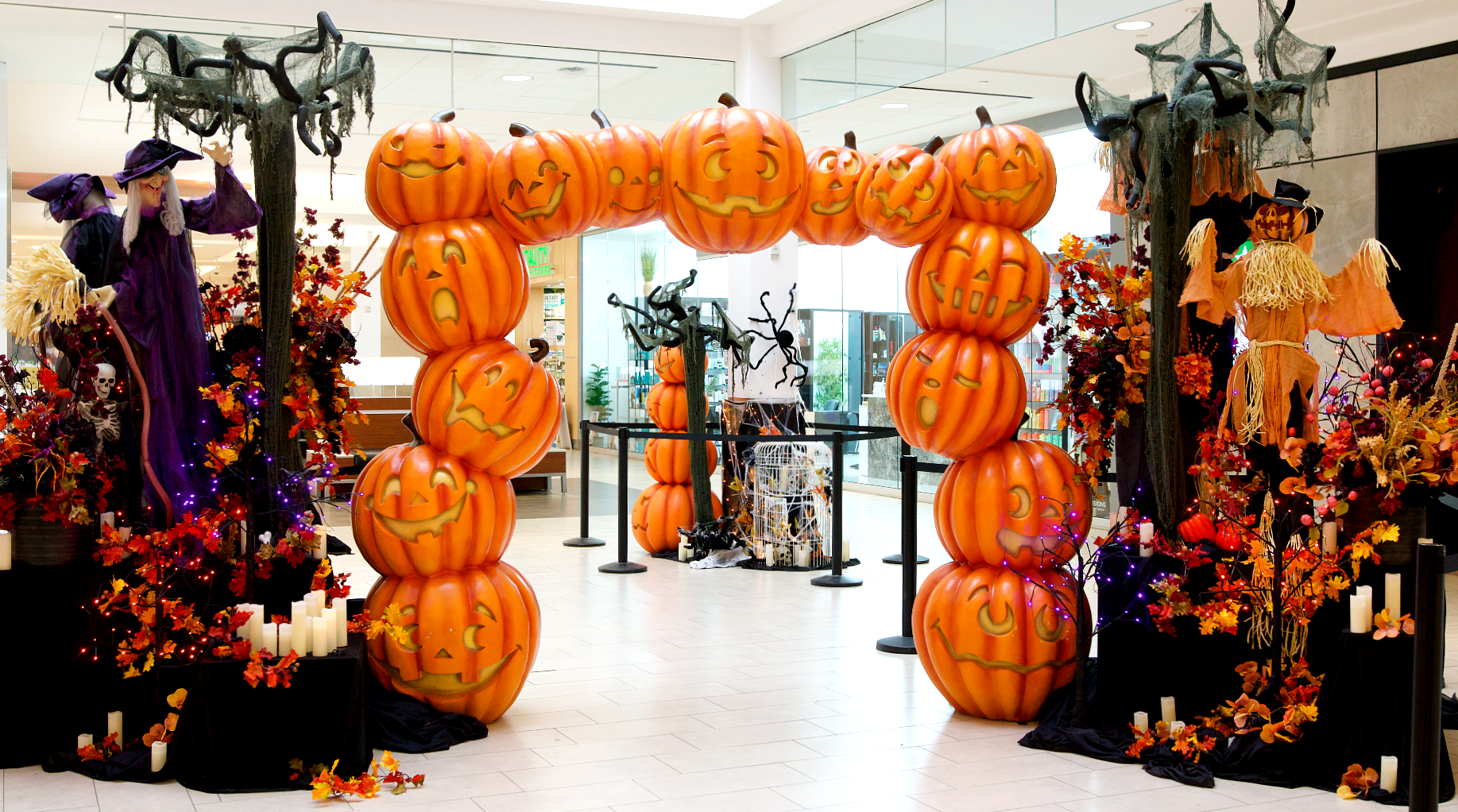 Halloween pumpkin arch display at Kingsway Mall