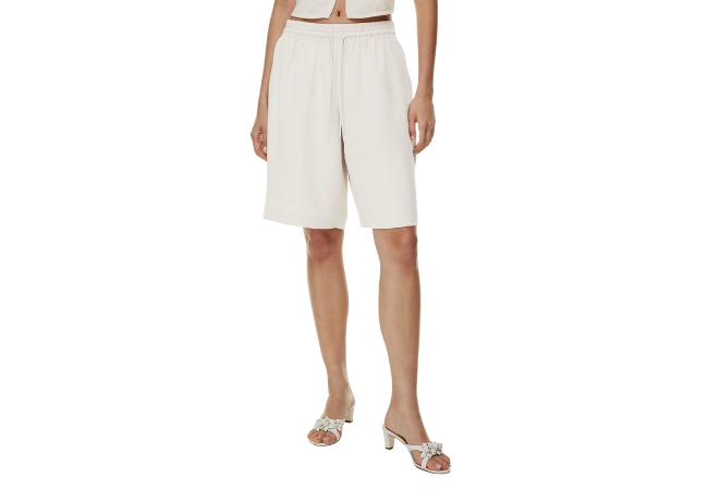 women's Wilfred beige bermuda shorts from Aritzia