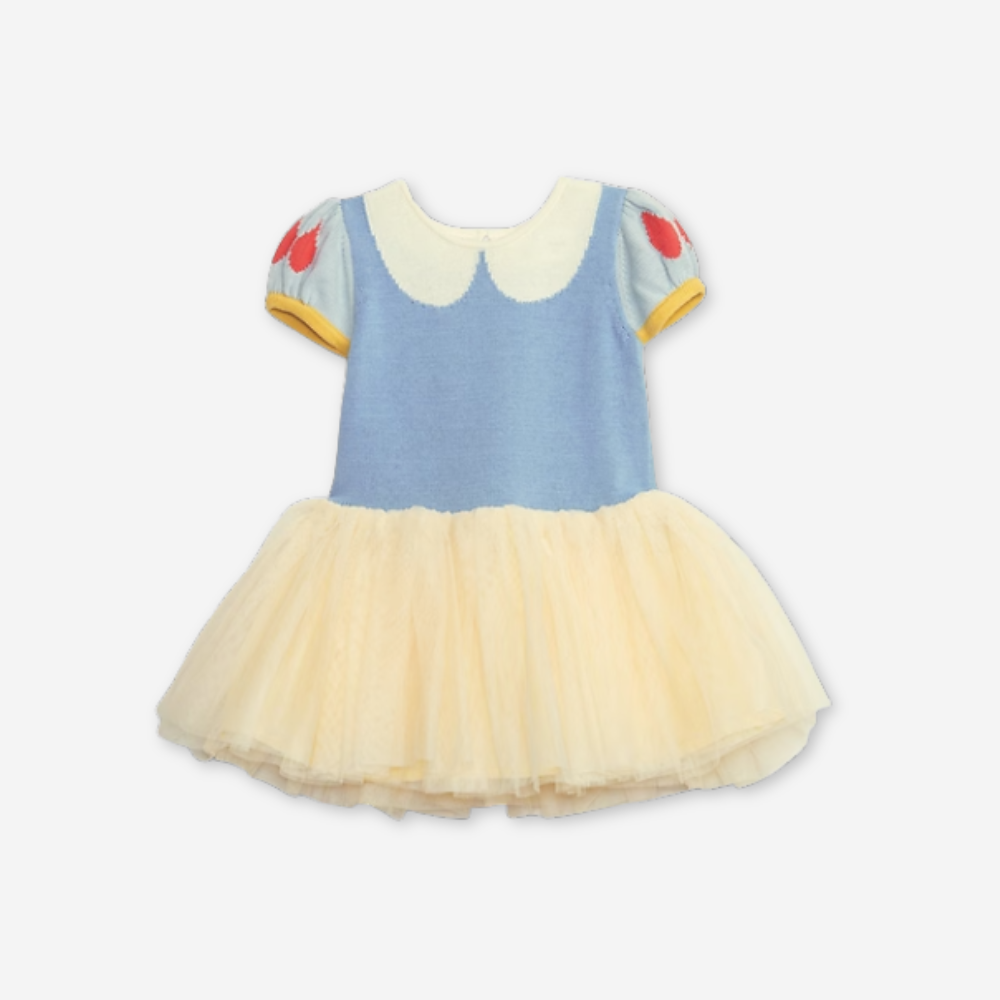 costume